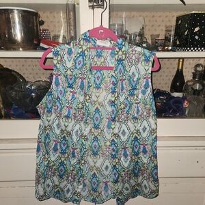Ariat Women's Colorful Patterned Blouse